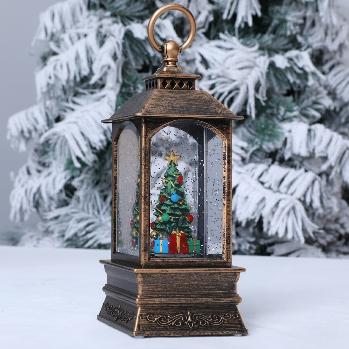 Felinar Decorativ Muzical, Brad de Craciun, Iluminare LED calda, Zapada in Miscare, Alimentare USB/Baterii