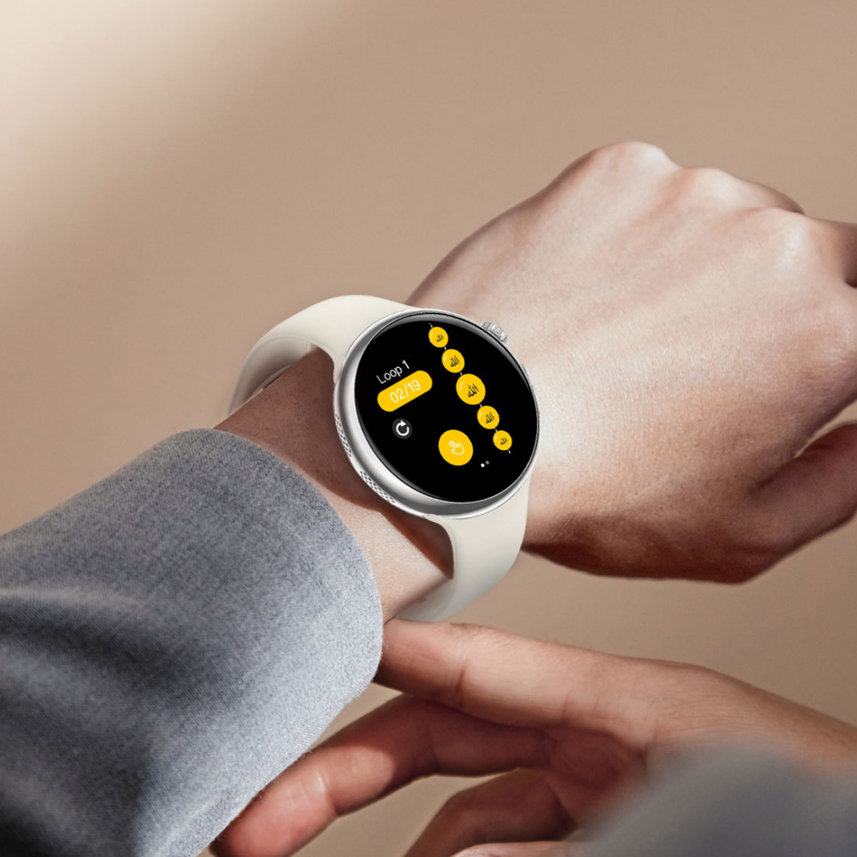 Ceas smartwatch de dama, Ecran Tactil LCD 1.46", Control prin Gesturi, Apel Bluetooth, Multi Sport, Monitorizare Sanatate, Alb, easyCTRL®